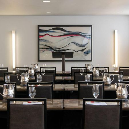 Beverly Hills Marriott Los Angeles Exterior photo