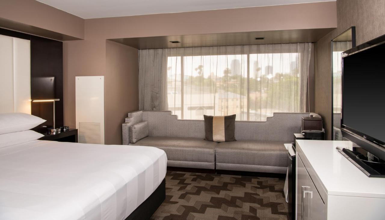 Beverly Hills Marriott Los Angeles Exterior photo