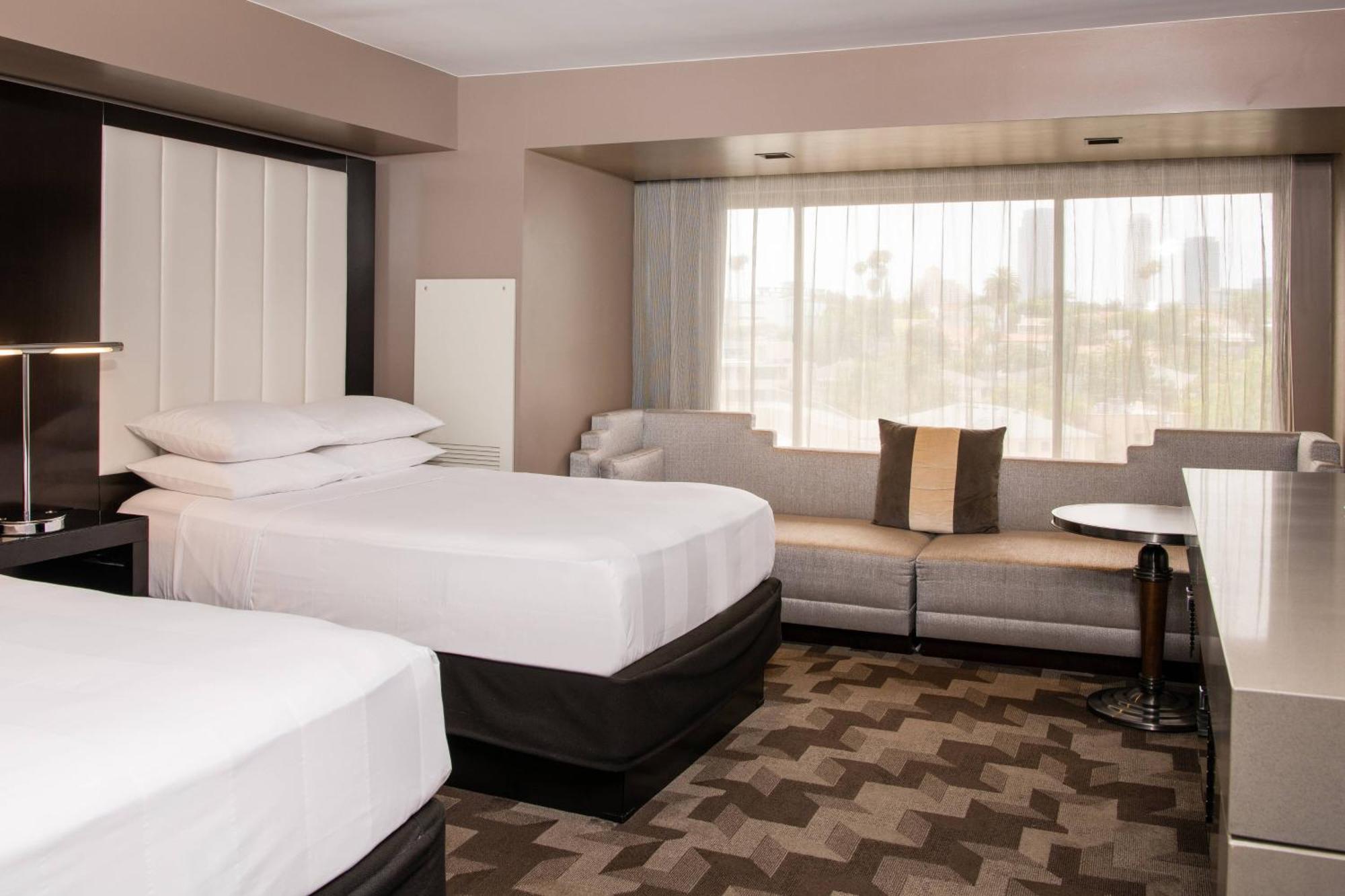 Beverly Hills Marriott Los Angeles Exterior photo