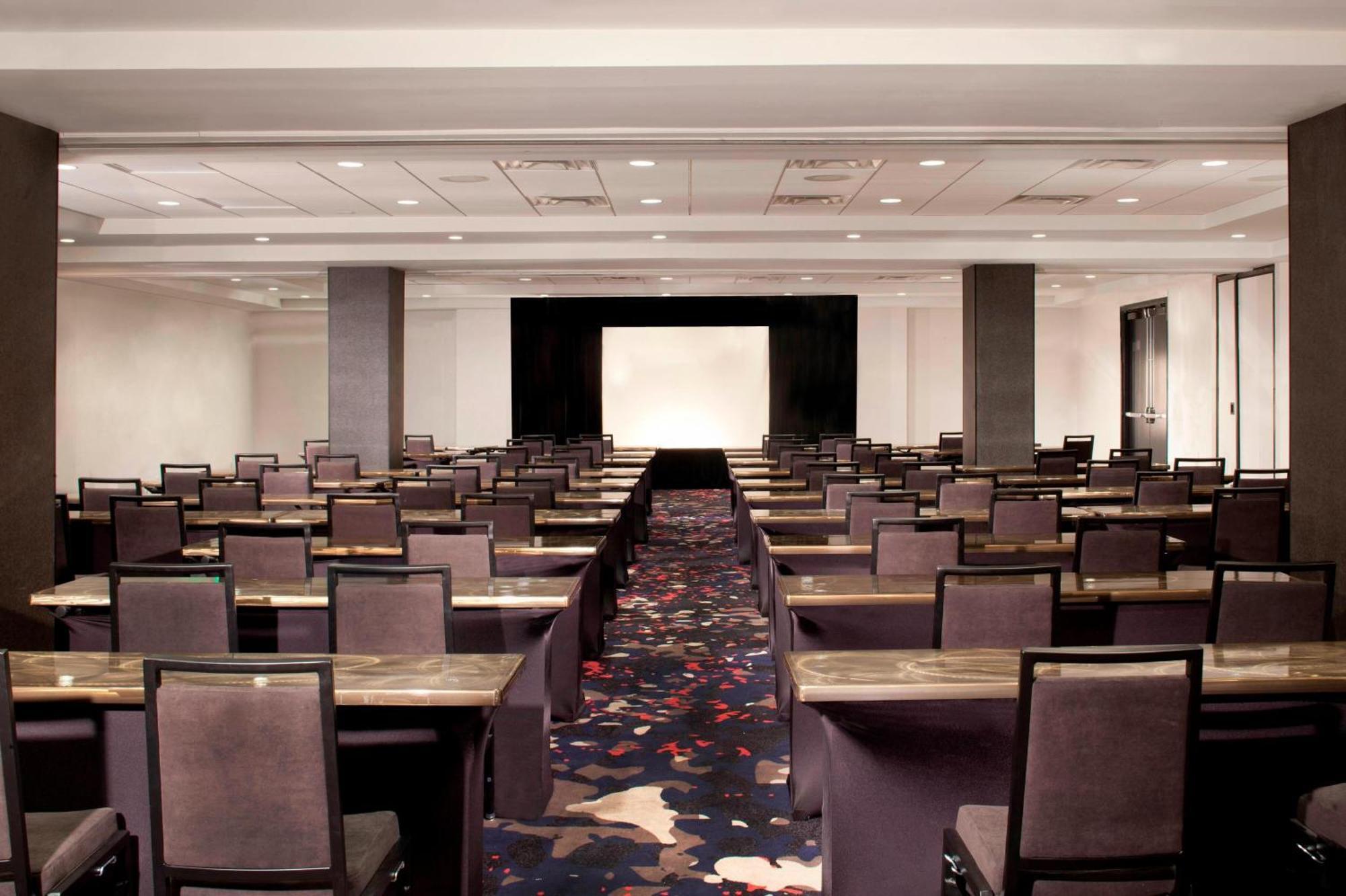 Beverly Hills Marriott Los Angeles Exterior photo