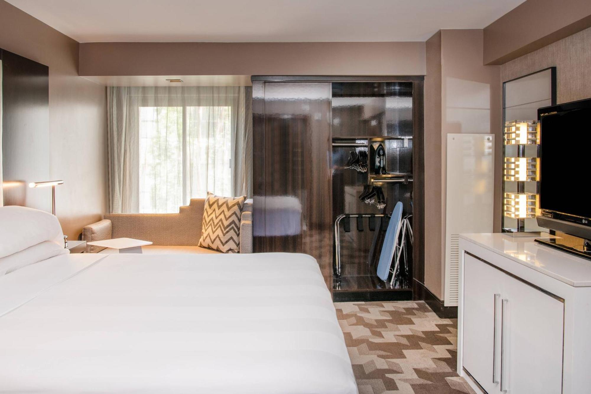 Beverly Hills Marriott Los Angeles Exterior photo
