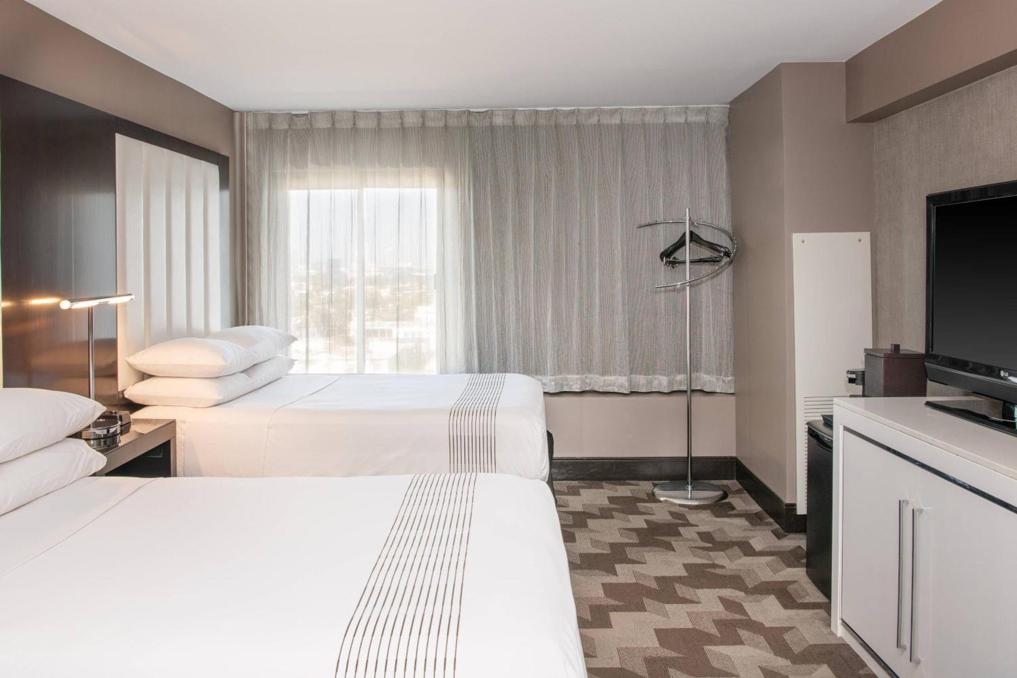 Beverly Hills Marriott Los Angeles Exterior photo