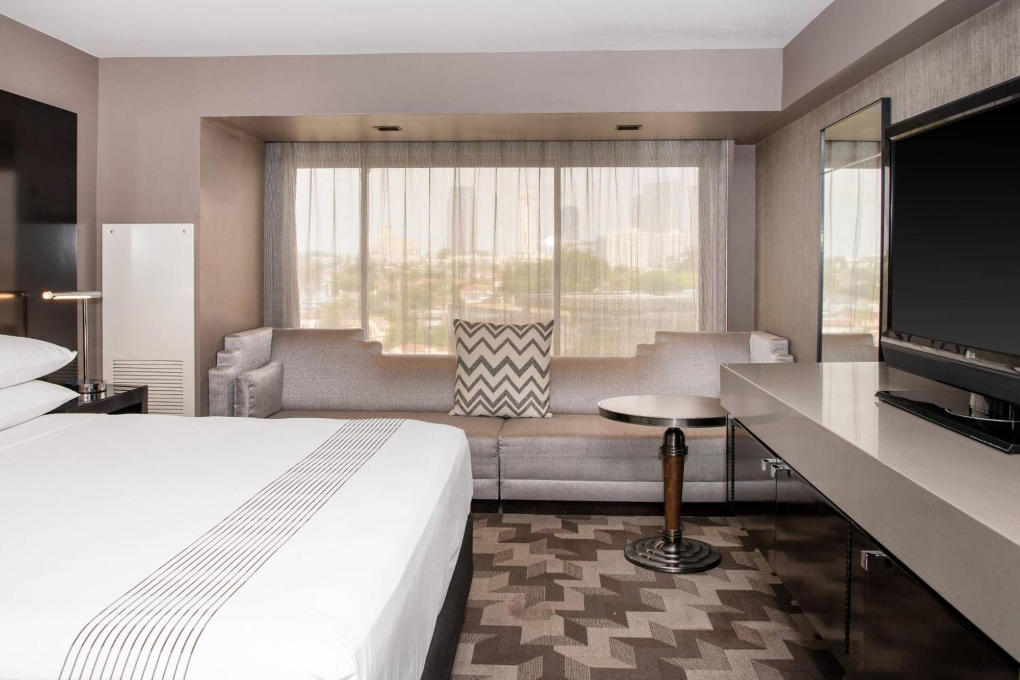 Beverly Hills Marriott Los Angeles Exterior photo