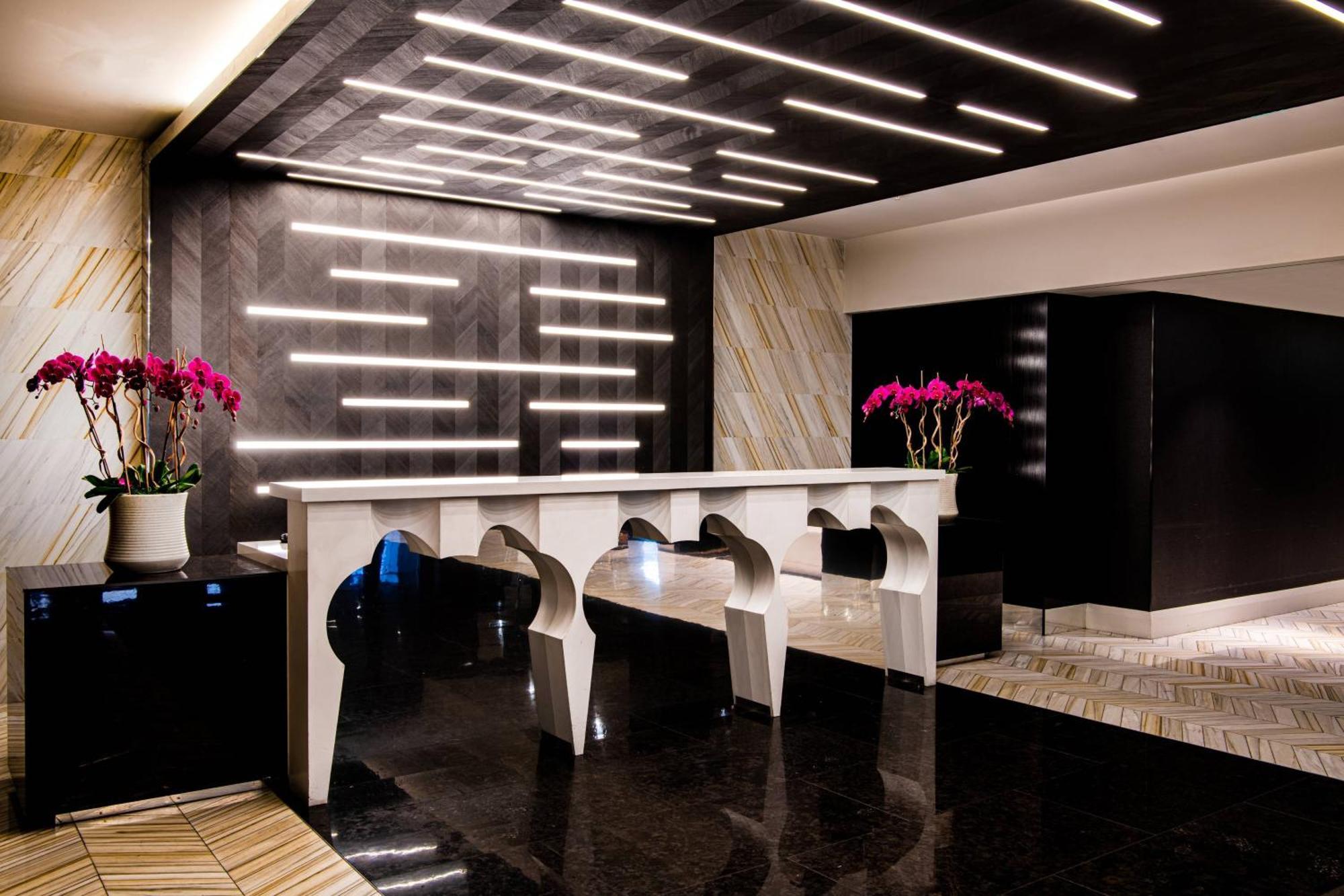 Beverly Hills Marriott Los Angeles Exterior photo